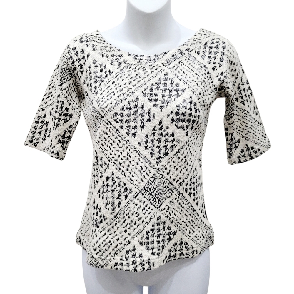 2/$20 Y2K Top Fashion White & Black Blouse Top Size: Small